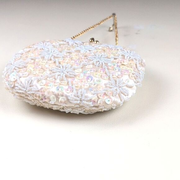 Vintage Ivory Beaded & Sequined Special Occasion Clutch Evening Bag Gold Chain - Picture 4 of 8